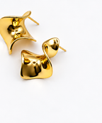 Sculpted Wave Pierced Earrings