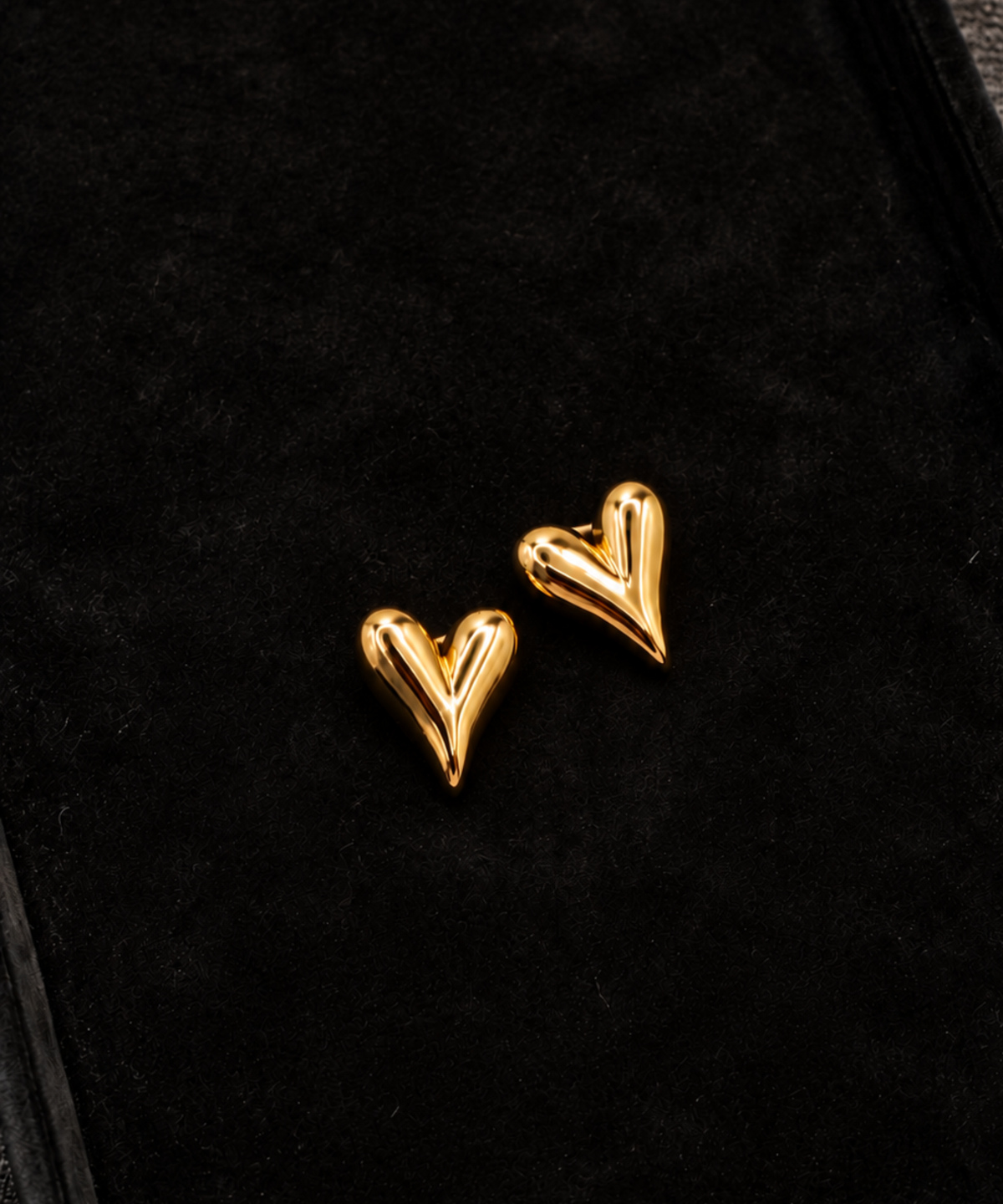 Puffy Heart Pierced Earrings