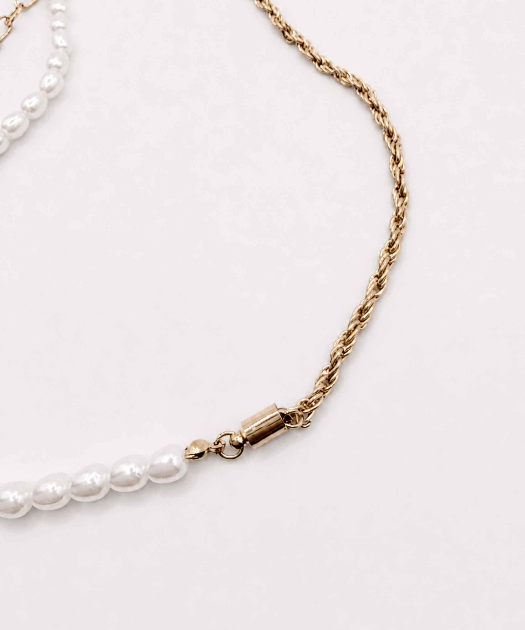 Mix Pearl Chain Necklace