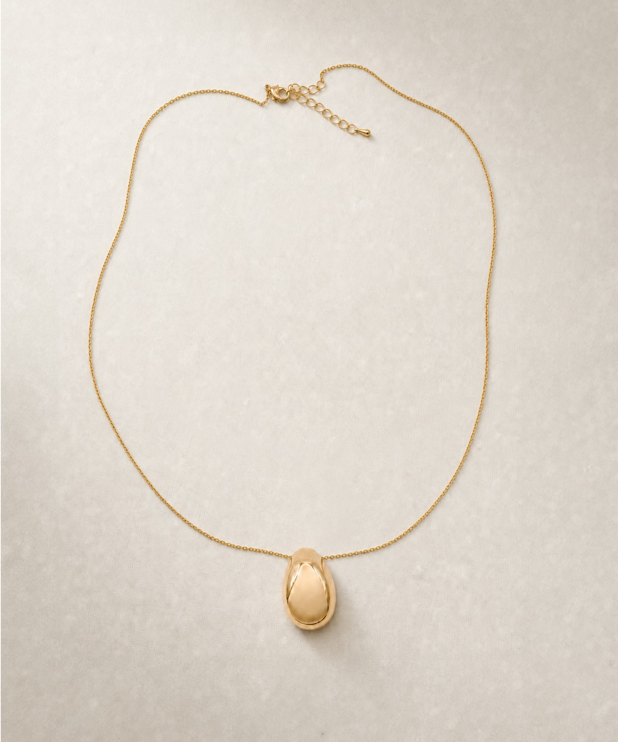 Smooth Drop Necklace