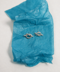 Simple Knot Pierce